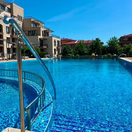 Sorrento Pool View Apartament