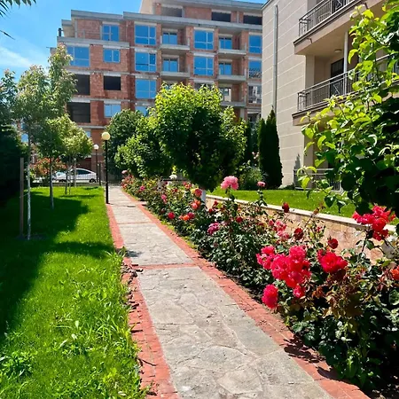 Sorrento Pool View דירה סבטי ולאס
